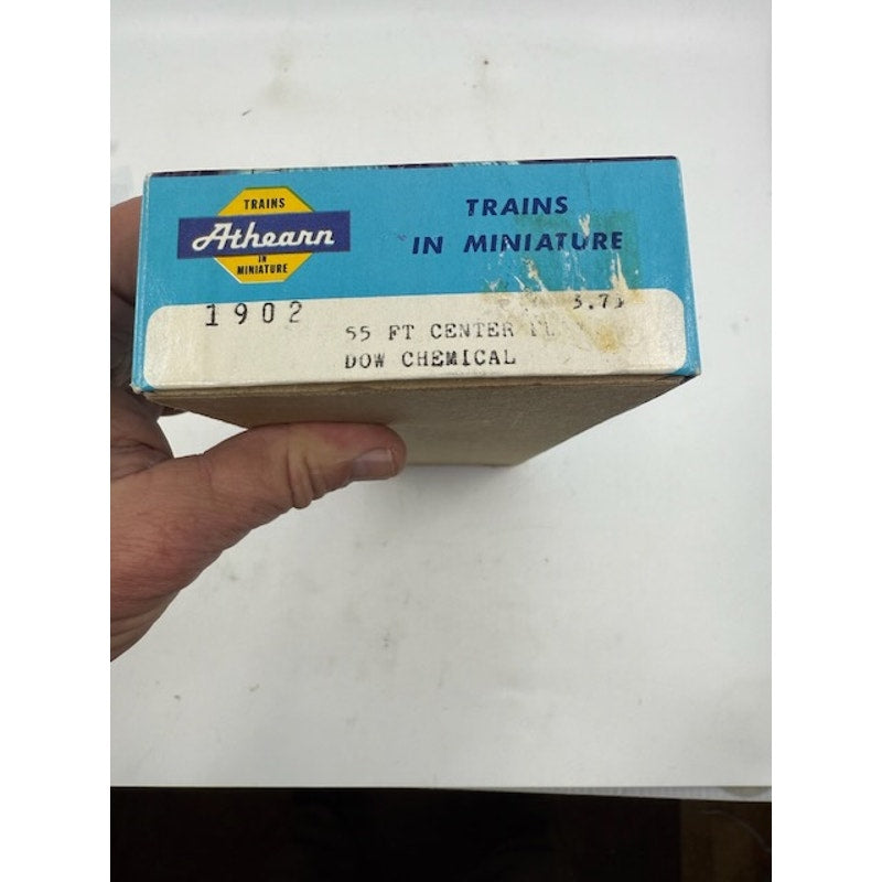 HO Athearn Blue Box 1902 55 FT Center Flow Hopper DOW Chemical DOWX 4057