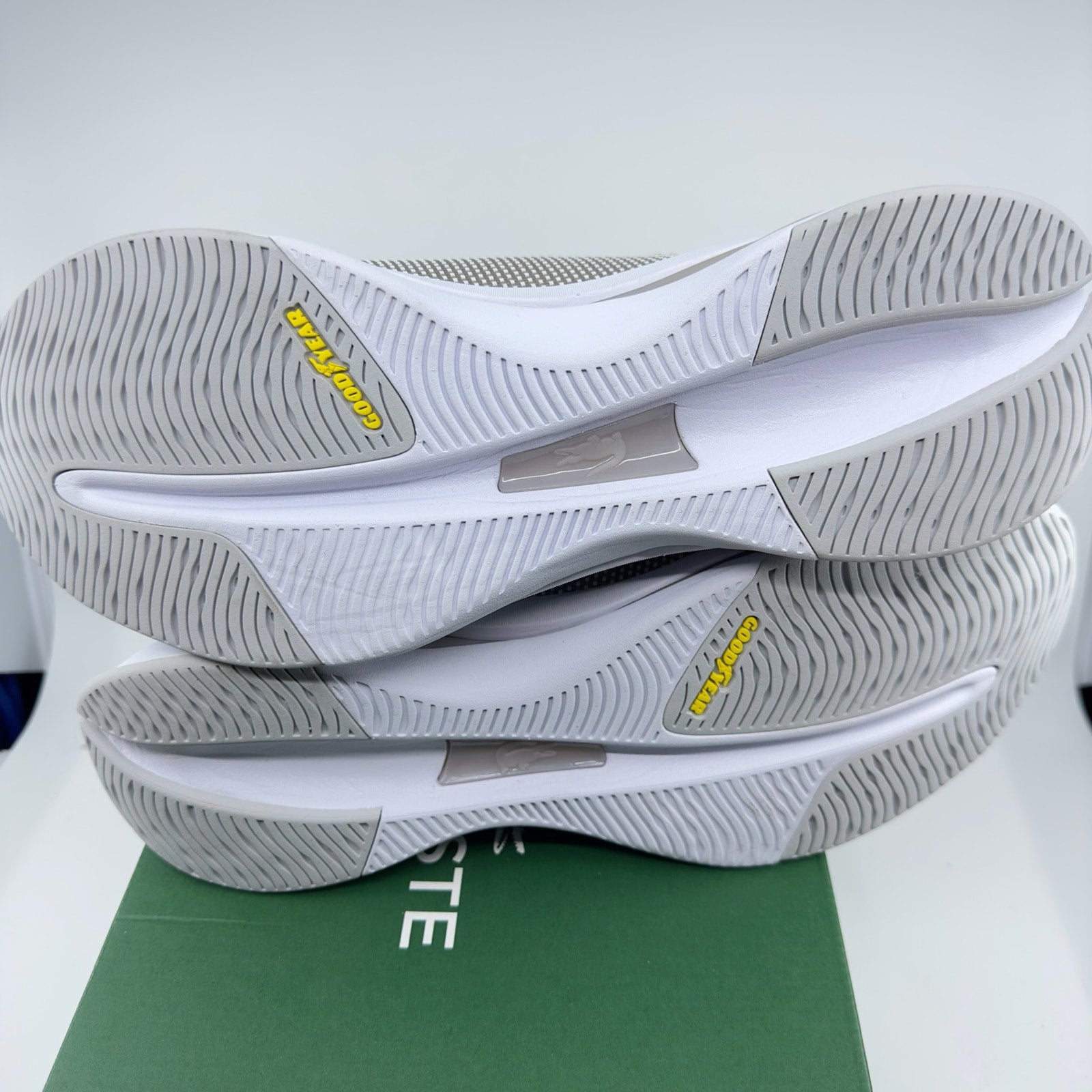Lacoste Run Spin Ultra 0921 1 Sfa Sports Shoes Textile White Womens Size 11.5