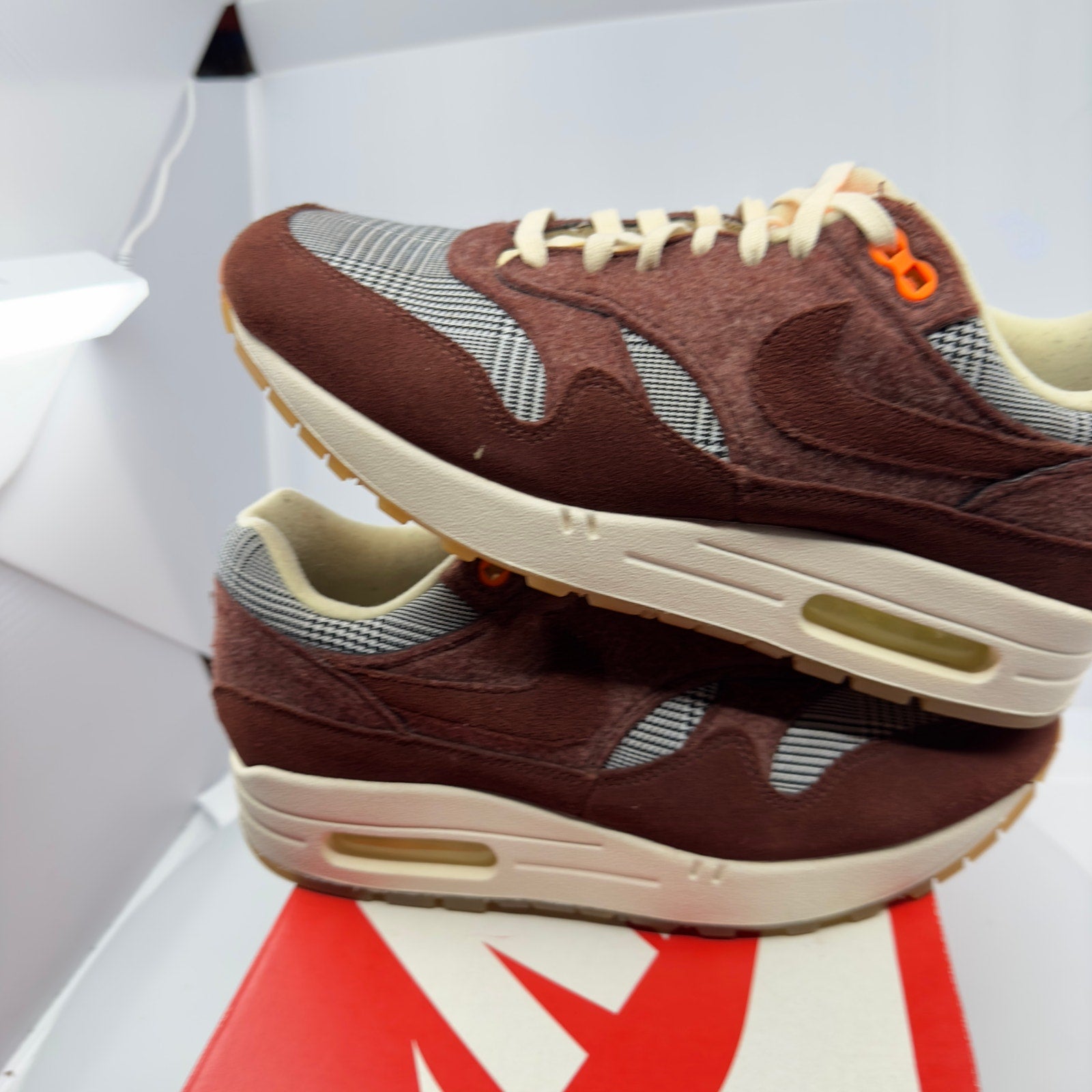 Nike CT1207-200 Air Max 1 Houndstooth 2019 Low Top Sneakers Bronze Eclipse 9