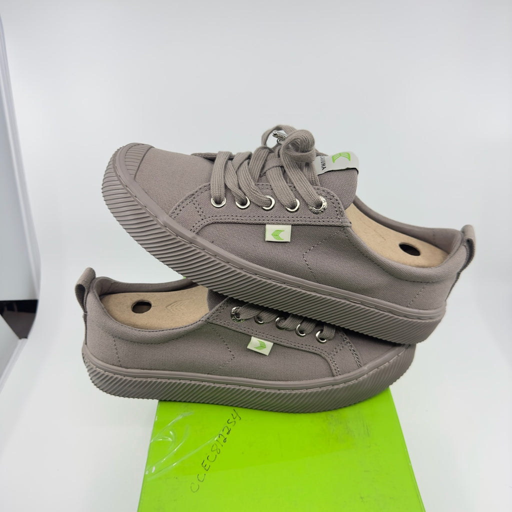 Cariuma Unisex Oca Low Sneaker Shoes Lace-Up All Mystic Grey Canvas Size 6/7.5