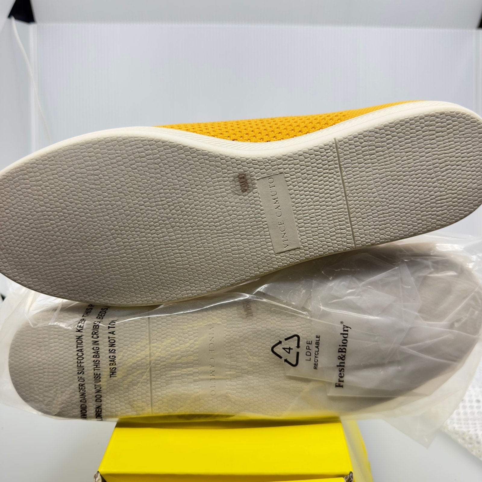 Vince Camuto Womens Shoes Cabreli Satsuma Washable Knit Slip On Yellow 9.5