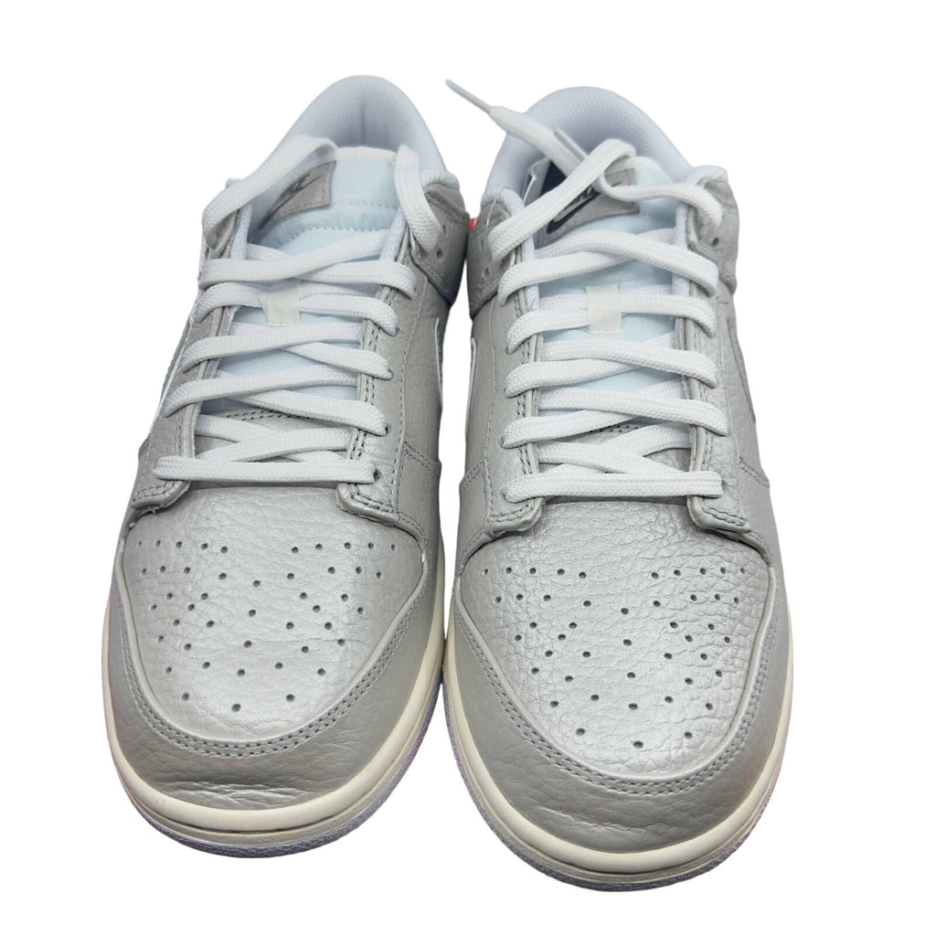 Nike Mens Dunk Low SE Sneakers Low Top Lace Up Gray/Silver Size 9.5 DX3197-095