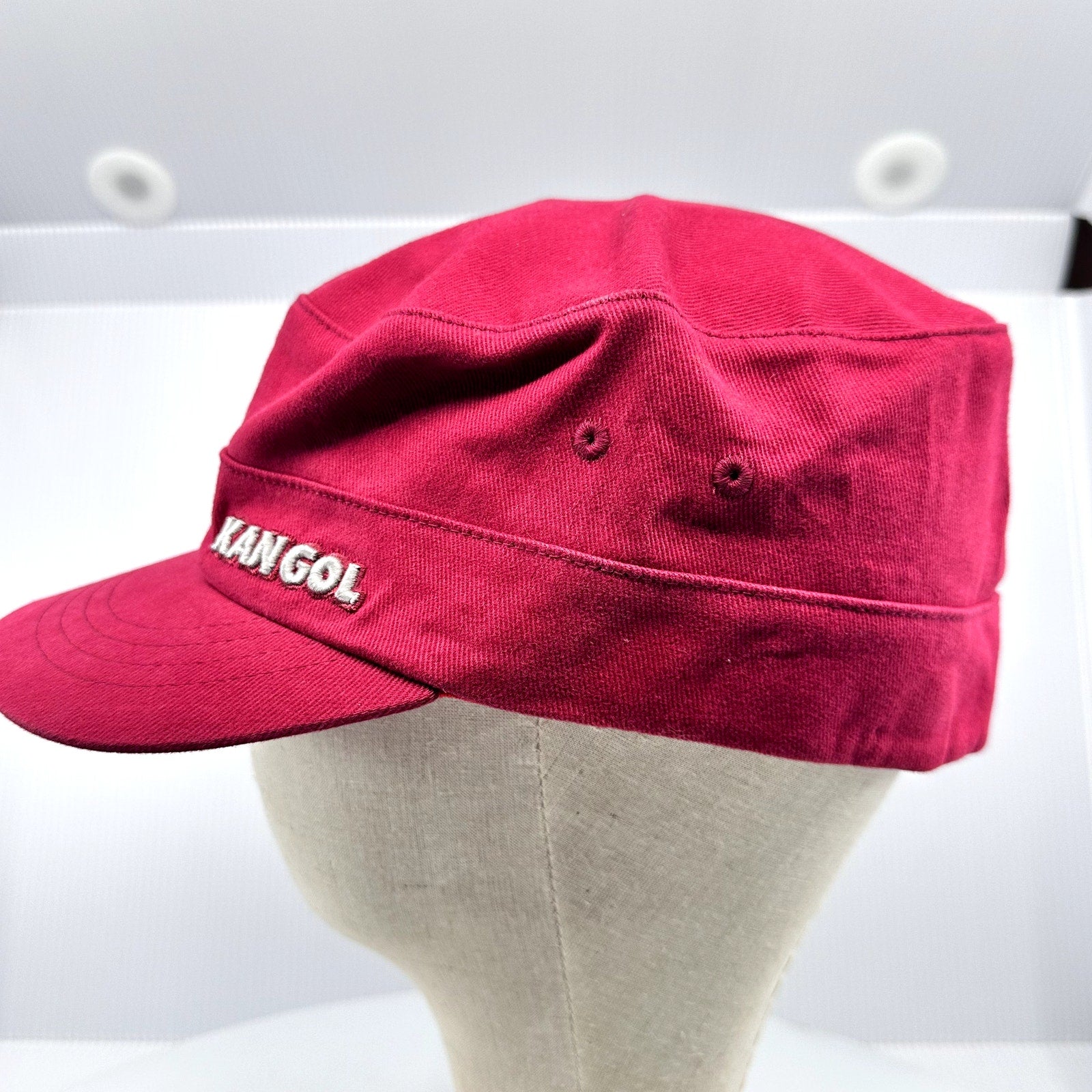Kangol Mens Cotton Twill Army Cap Spell Out Logo Embroidered Cardinal Size S-M