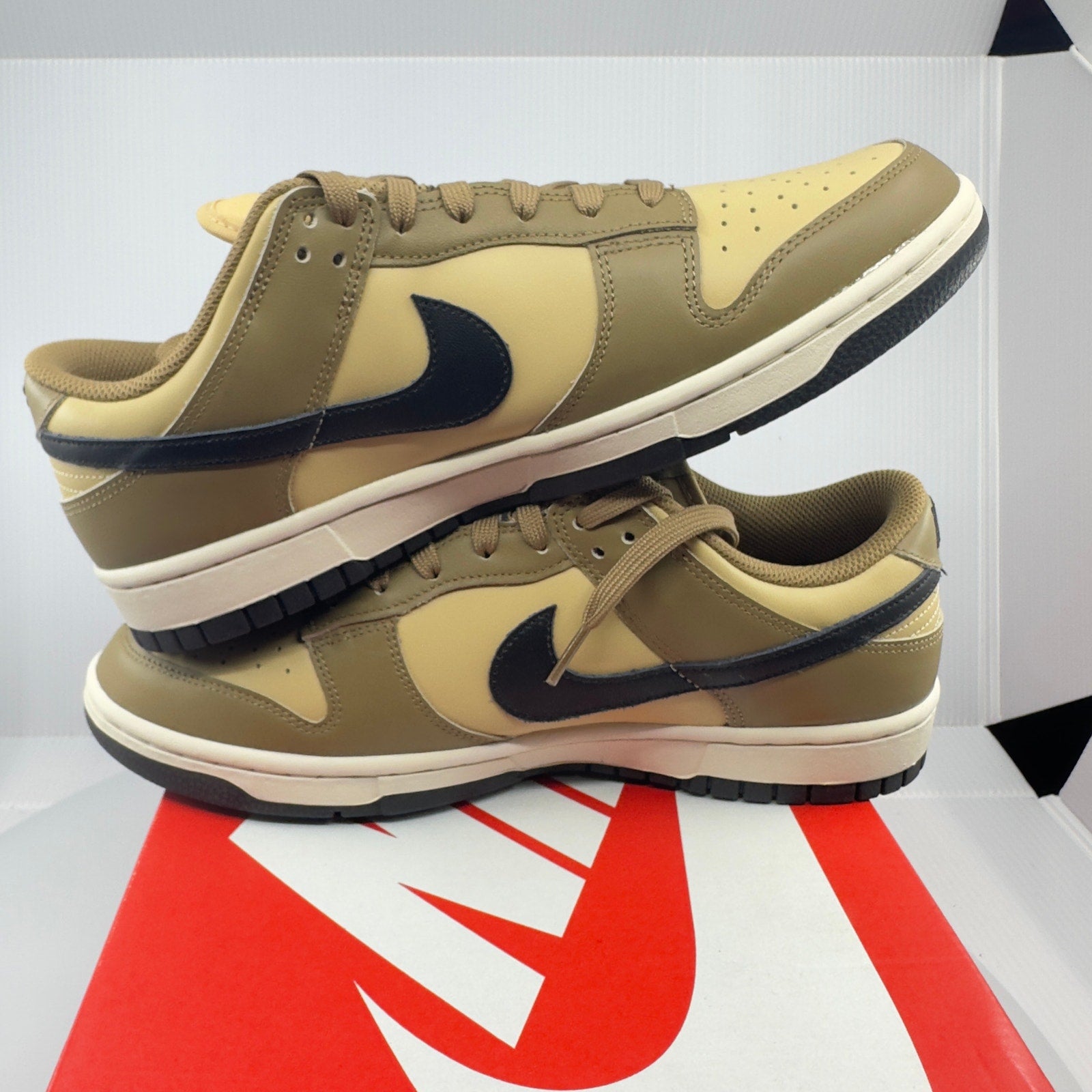 Nike Womens Dunk Low Dark Driftwood Sneaker Low Top Brown Black 11 DD1503-200