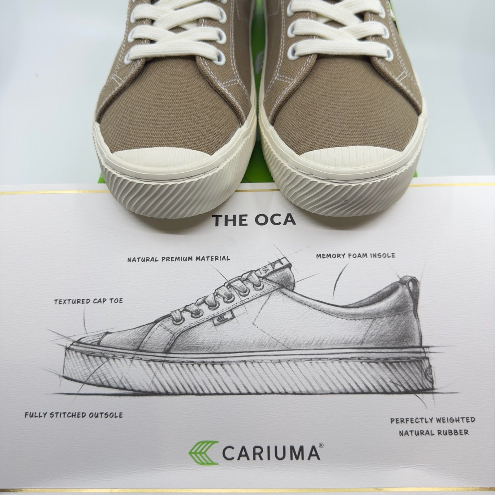 Cariuma Unisex Oca Low Contrast Thread Sneaker Shoe Burnt Sand Canvas Mens 9