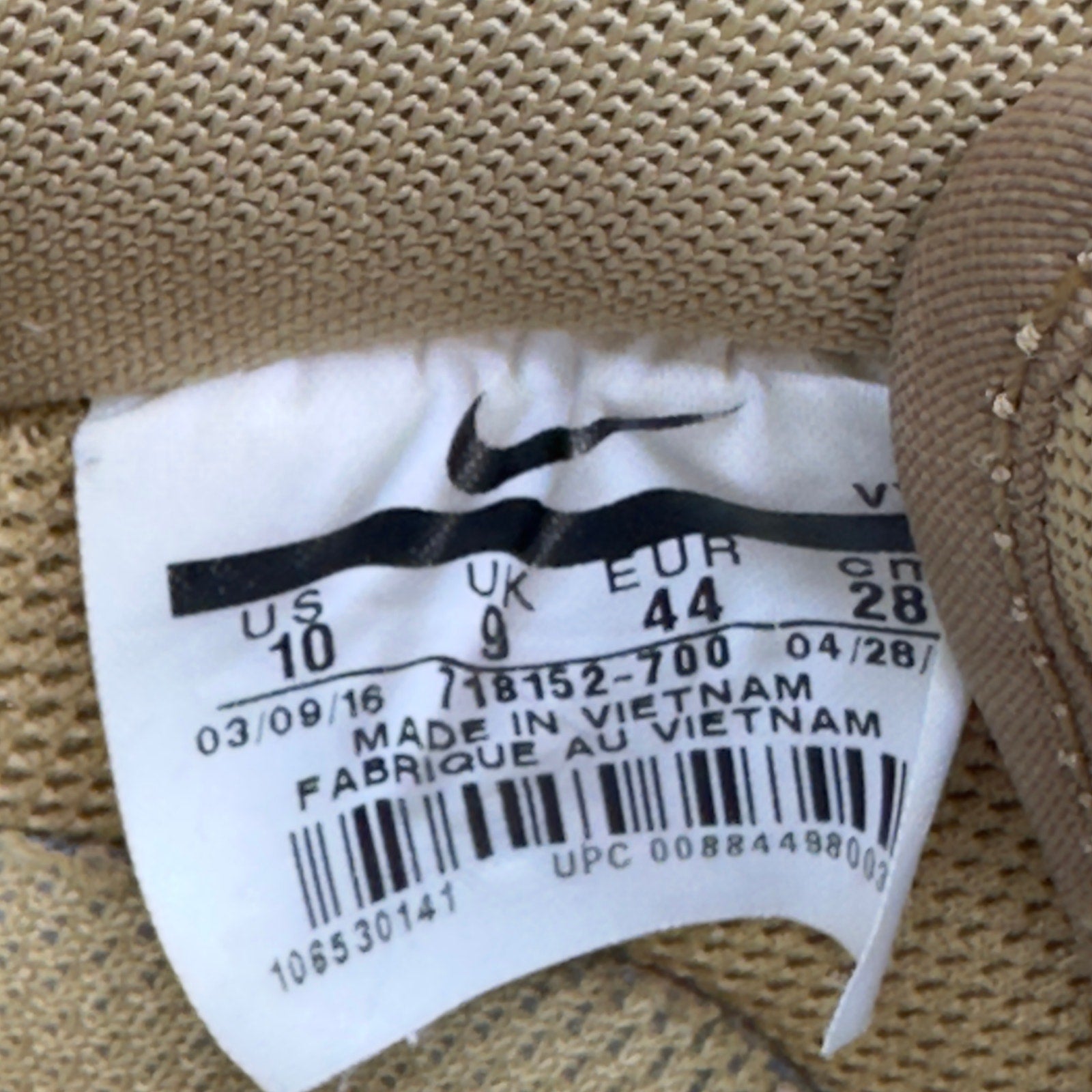 Nike Mens Sneakers Air Force 1 Low '07 LV8 718152-700 Lace Up Gold Size 10