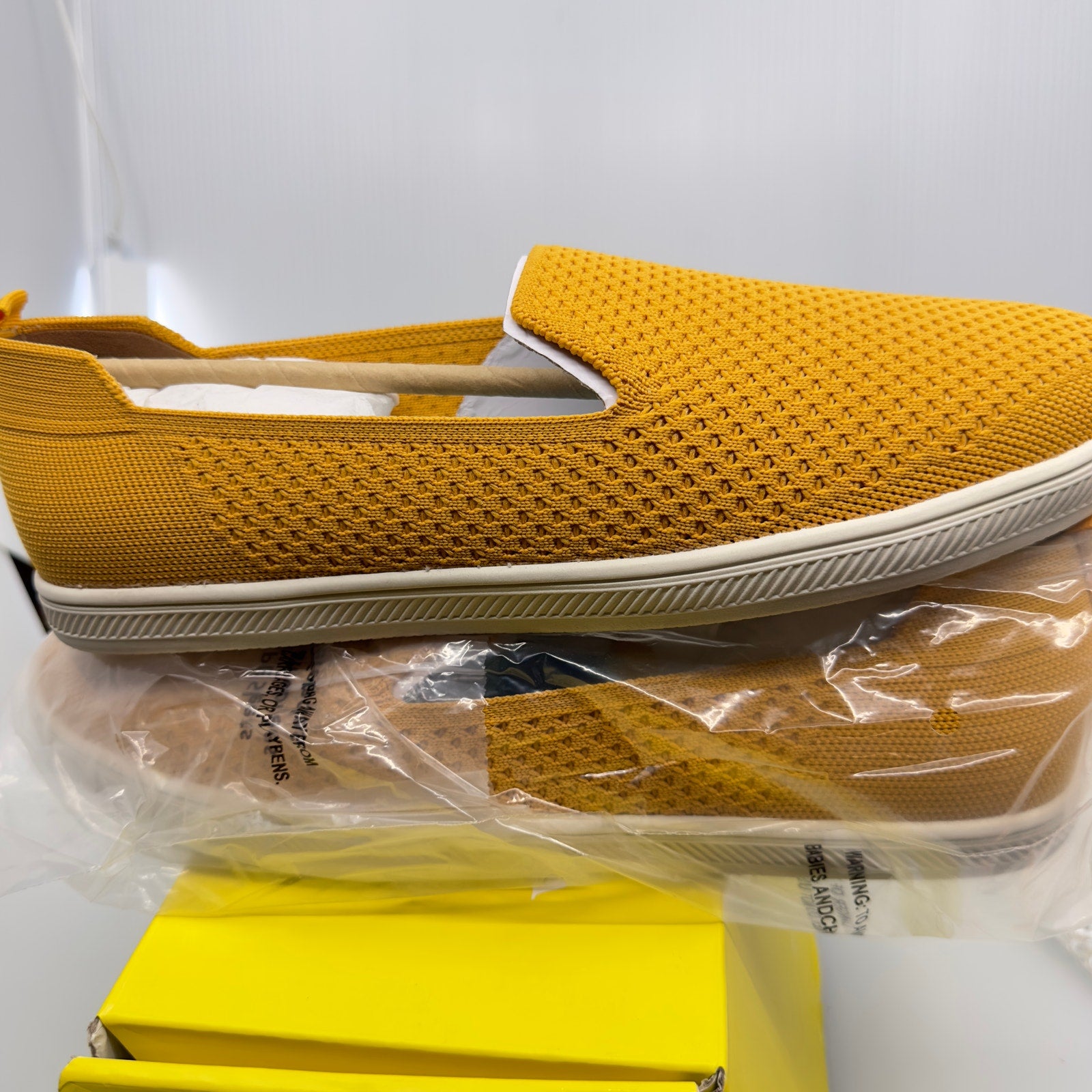 Vince Camuto Womens Shoes Cabreli Satsuma Washable Knit Slip On Yellow 9.5