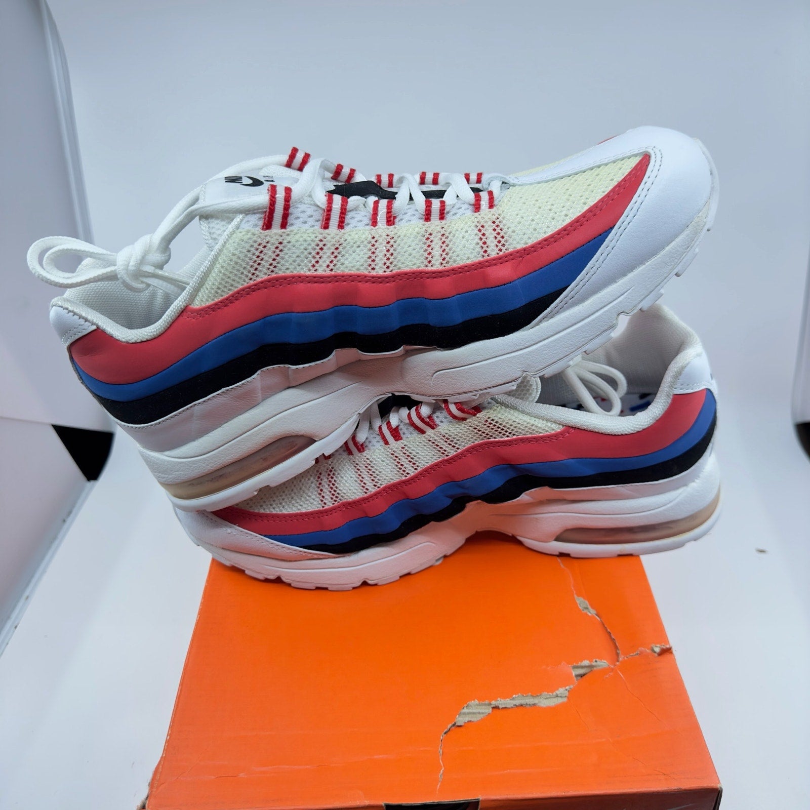 Nike Air Max 95 Zen Sneaker Shoes Lace-Up Low Top Red White Blue Womens 11