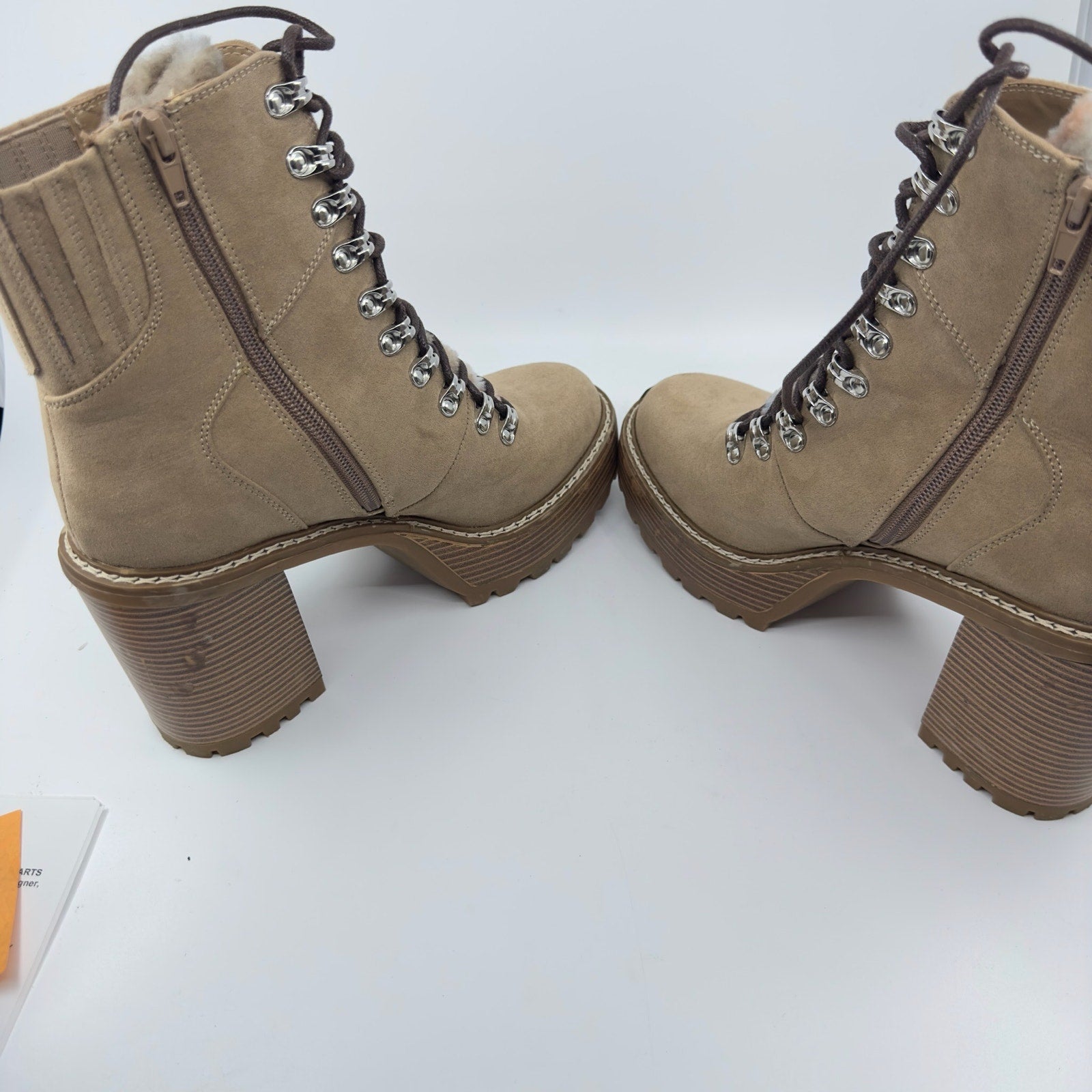 Madden Girl Womens Kikki Combat Boots Lace-Up Faux Fur Sand Fabric Size 9.5