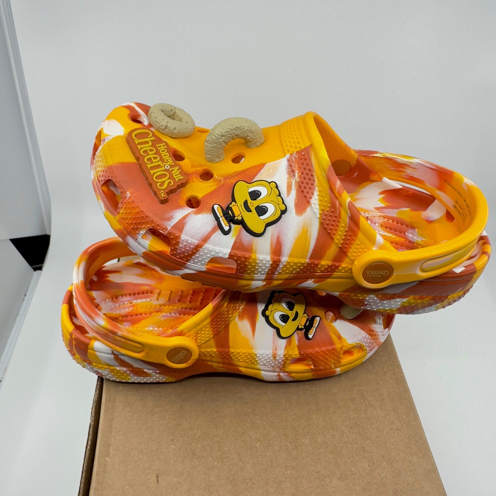 Crocs Classic Clog Honey Nut Cheerios 'Orange Yellow' 207929-846 Size J6