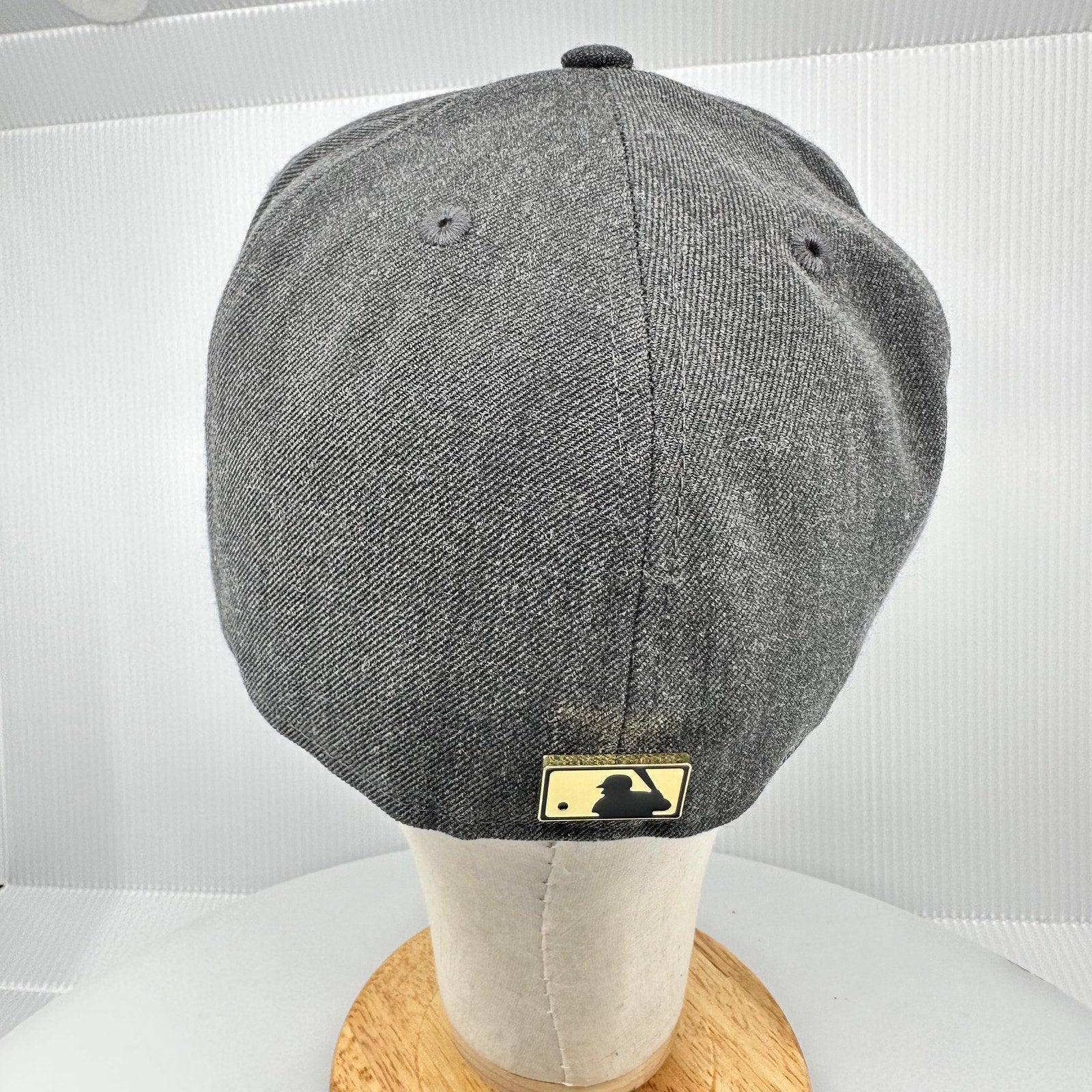 New Era Men's Fitted Hat 59Fifty Colorado Rockies MLB Flat Bill Gray Gold 7 3/8
