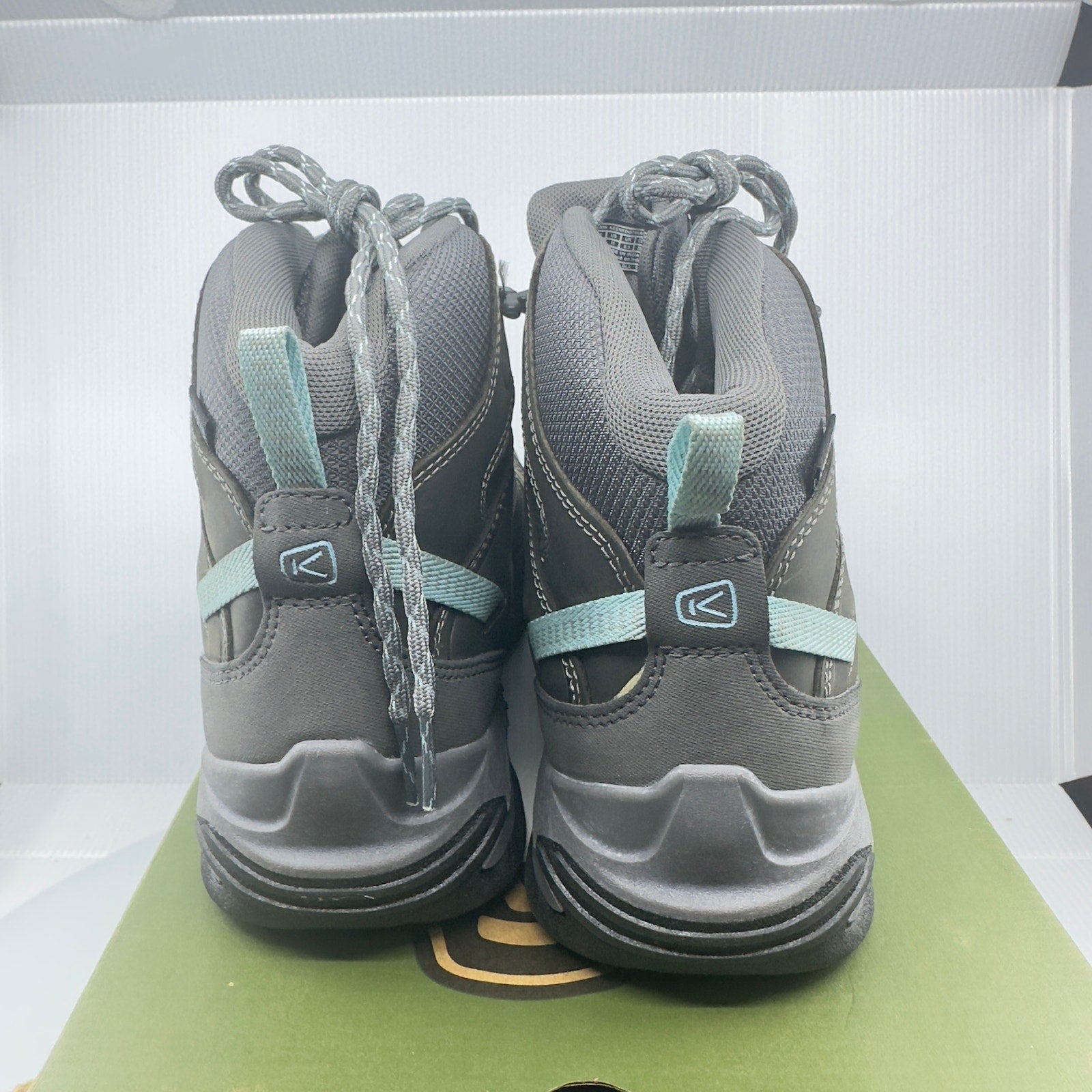 Keen Womens Circadia Mid Top Hiking Boots Lace Up Waterproof Steal Gray Size 11