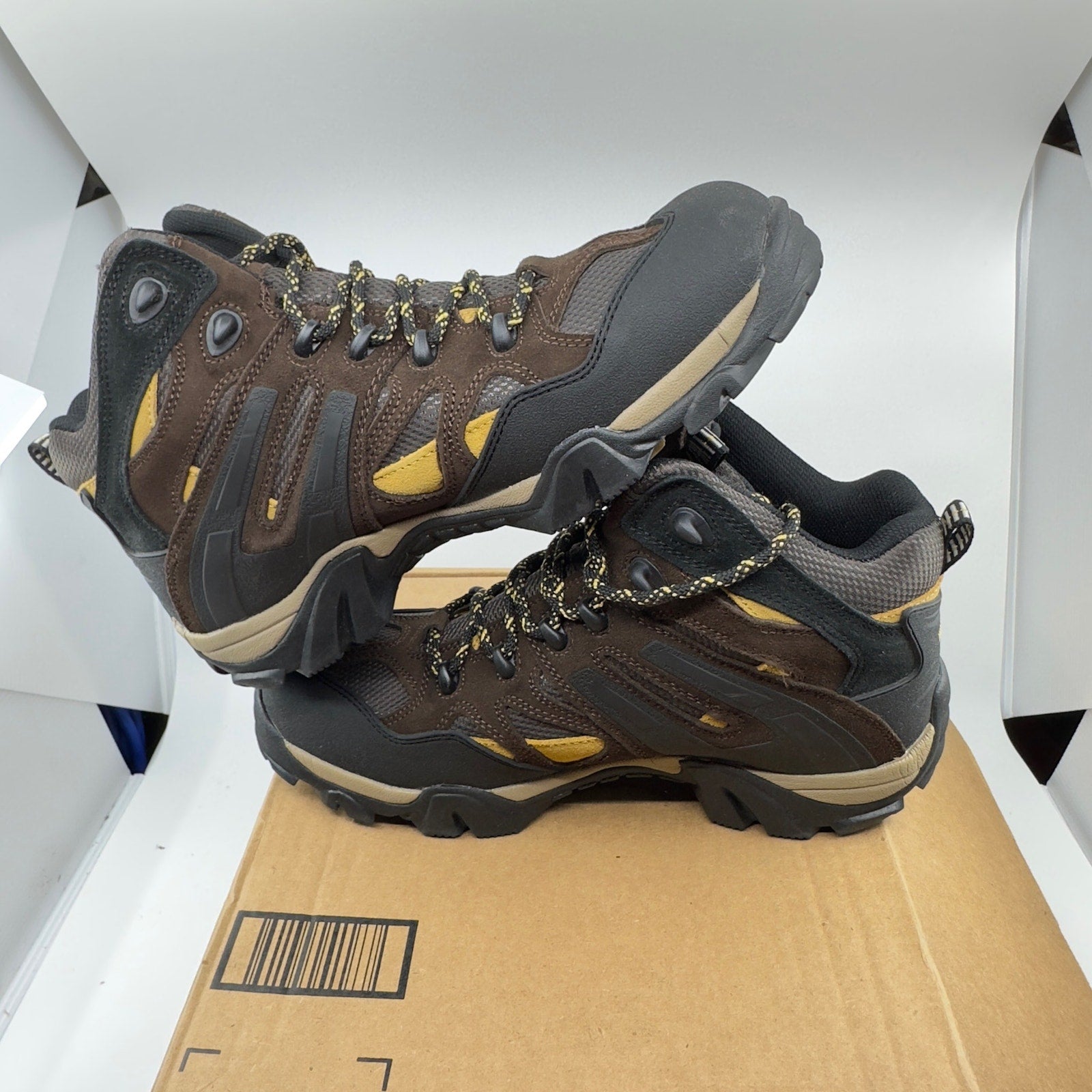 Wolverine Wilderness Boot Water-Resistant All-Terrain Shoes Brown Mens Size 11.5
