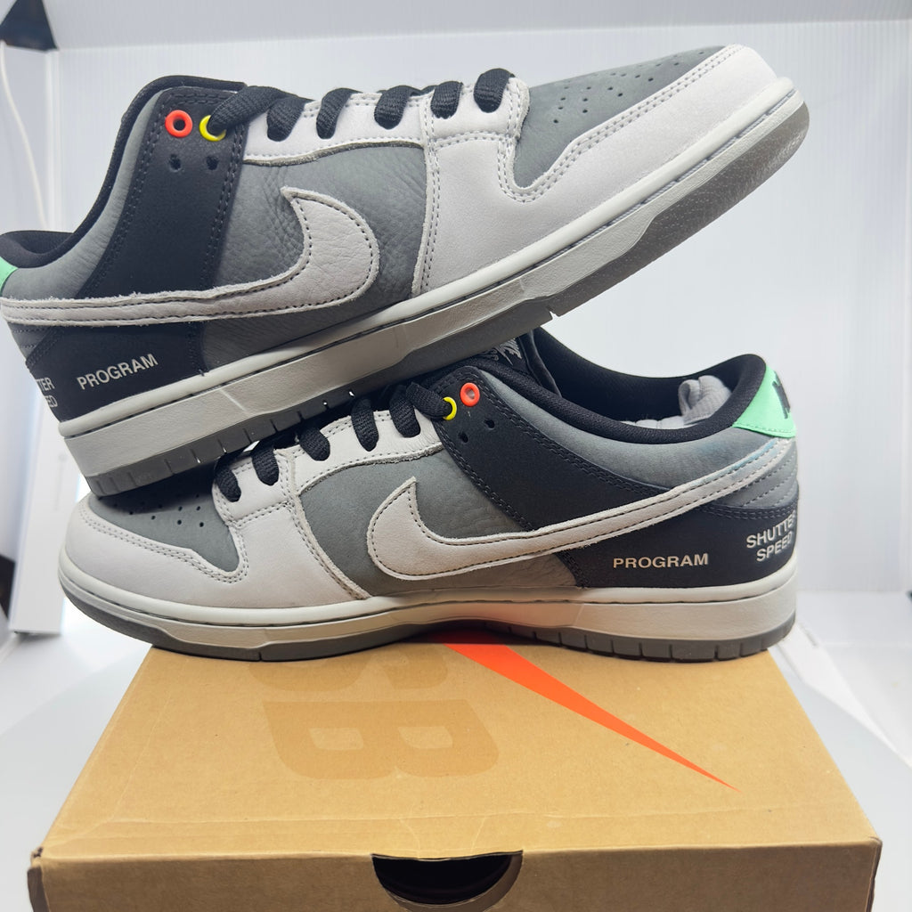 Nike Mens SB Dunk Low Pro ISO Camcorder Sneakers Gray/White Size 9.5 CV1659-001