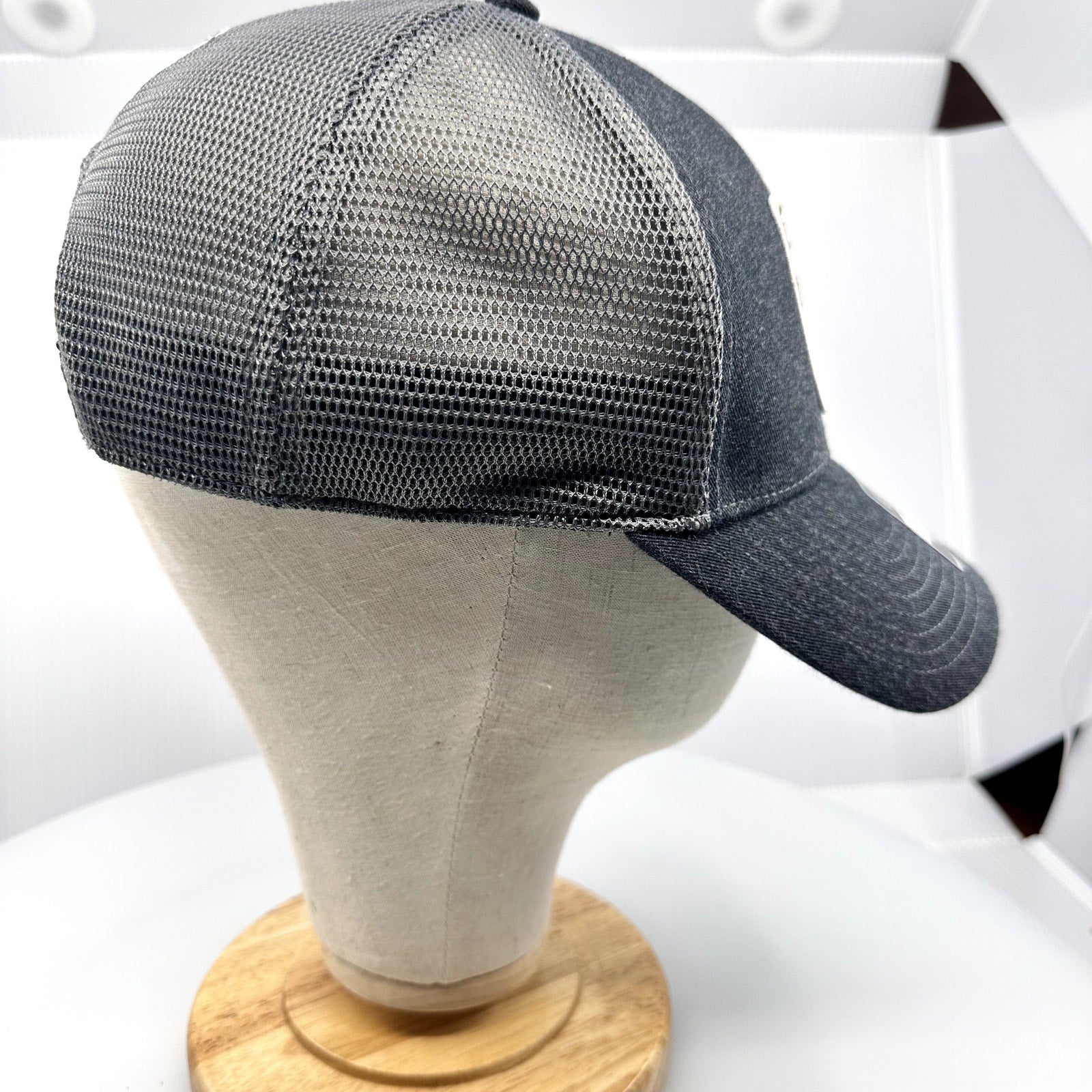 Fanatics Mens Cap Vegas Golden Knights Locker Room Stanley Cup Champions Gray OS
