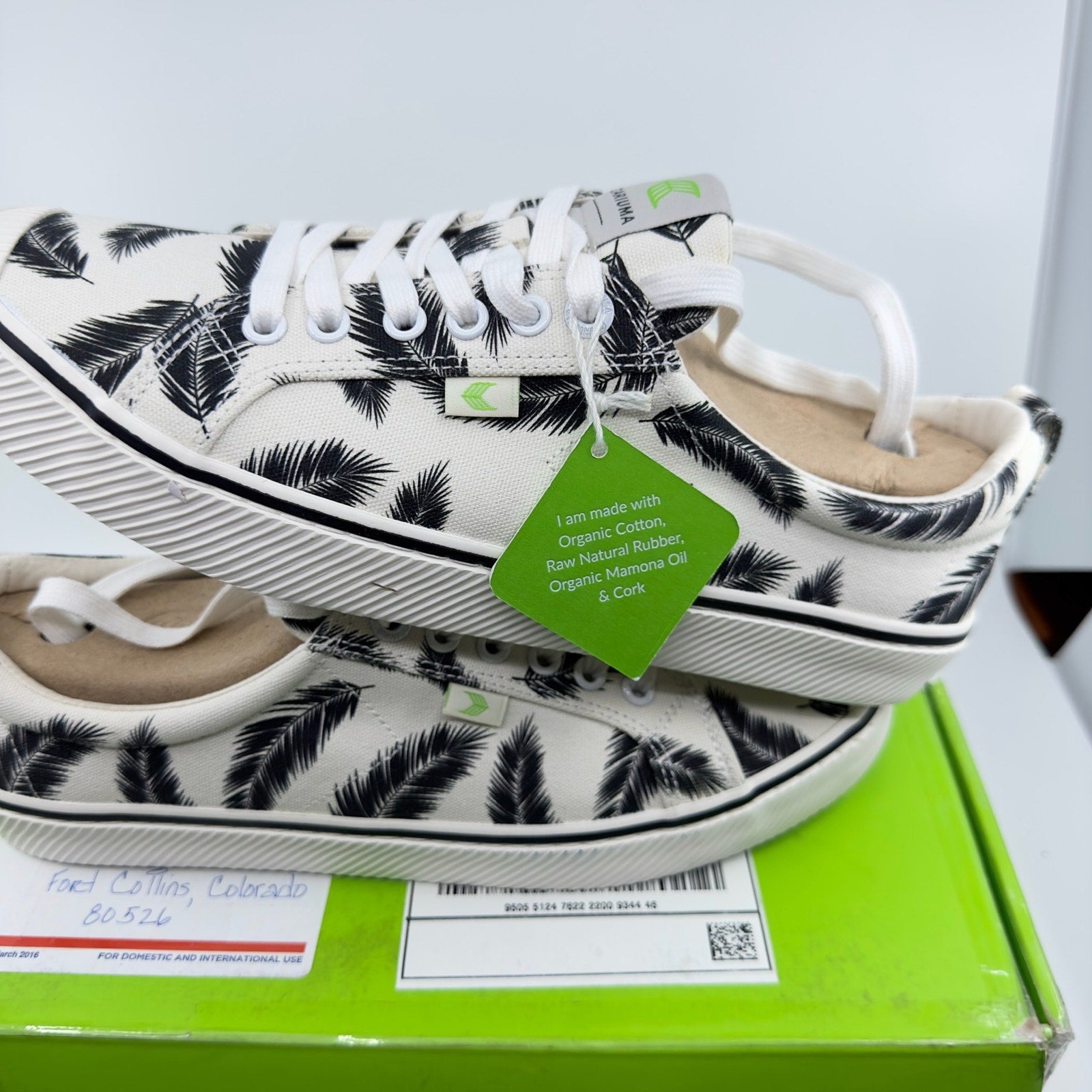 Cariuma Oca Low Top Palm Trees Sneaker Casual Shoes Off White Black Size 9.5/11