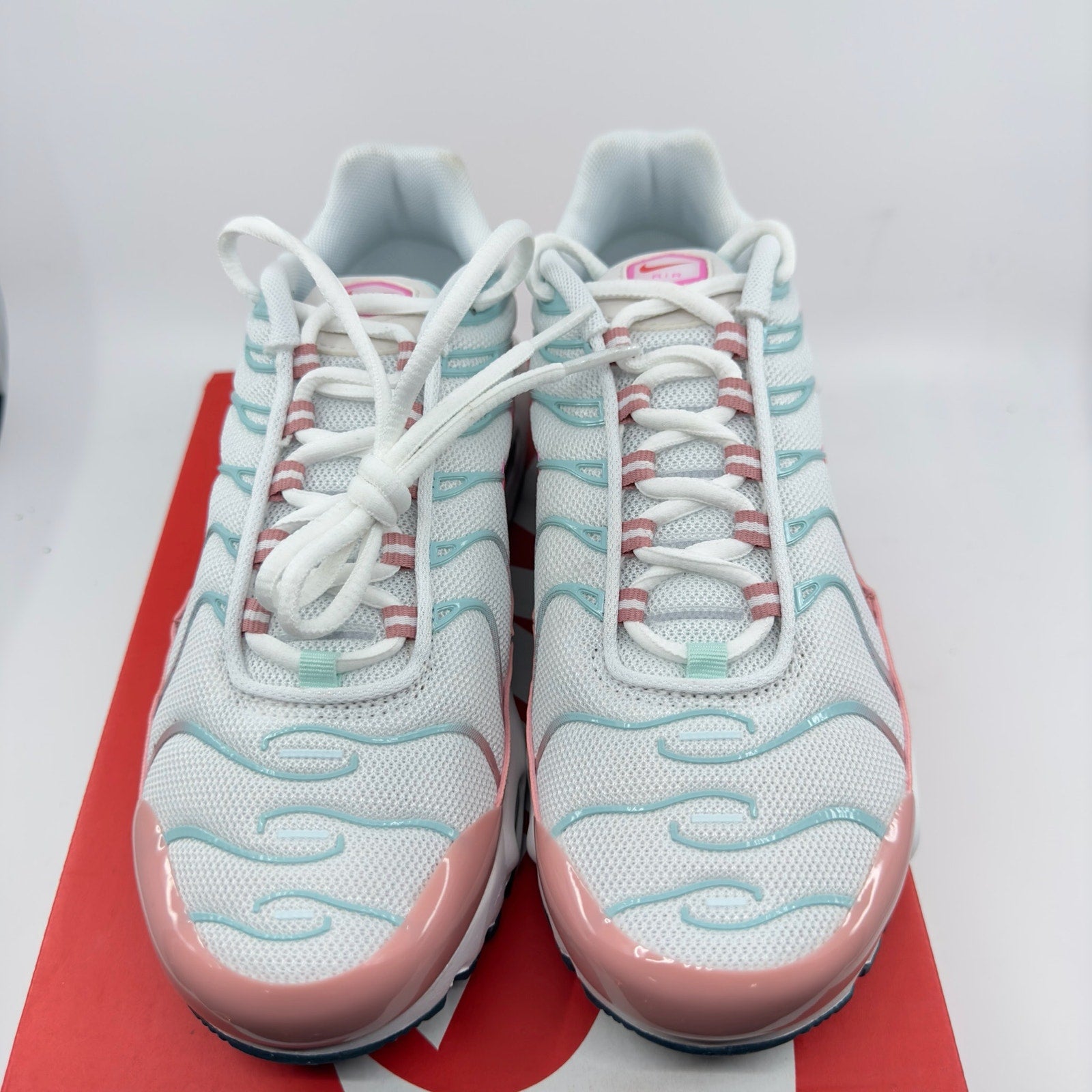 Nike Air Max Plus GS Youth Girls Sneakers White Siren Red Red Stardust Size 4.5Y