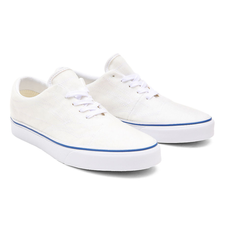 VANs Heritage DIY True Low Skateboarding Sneakers White/Blue 9.5 With Patches