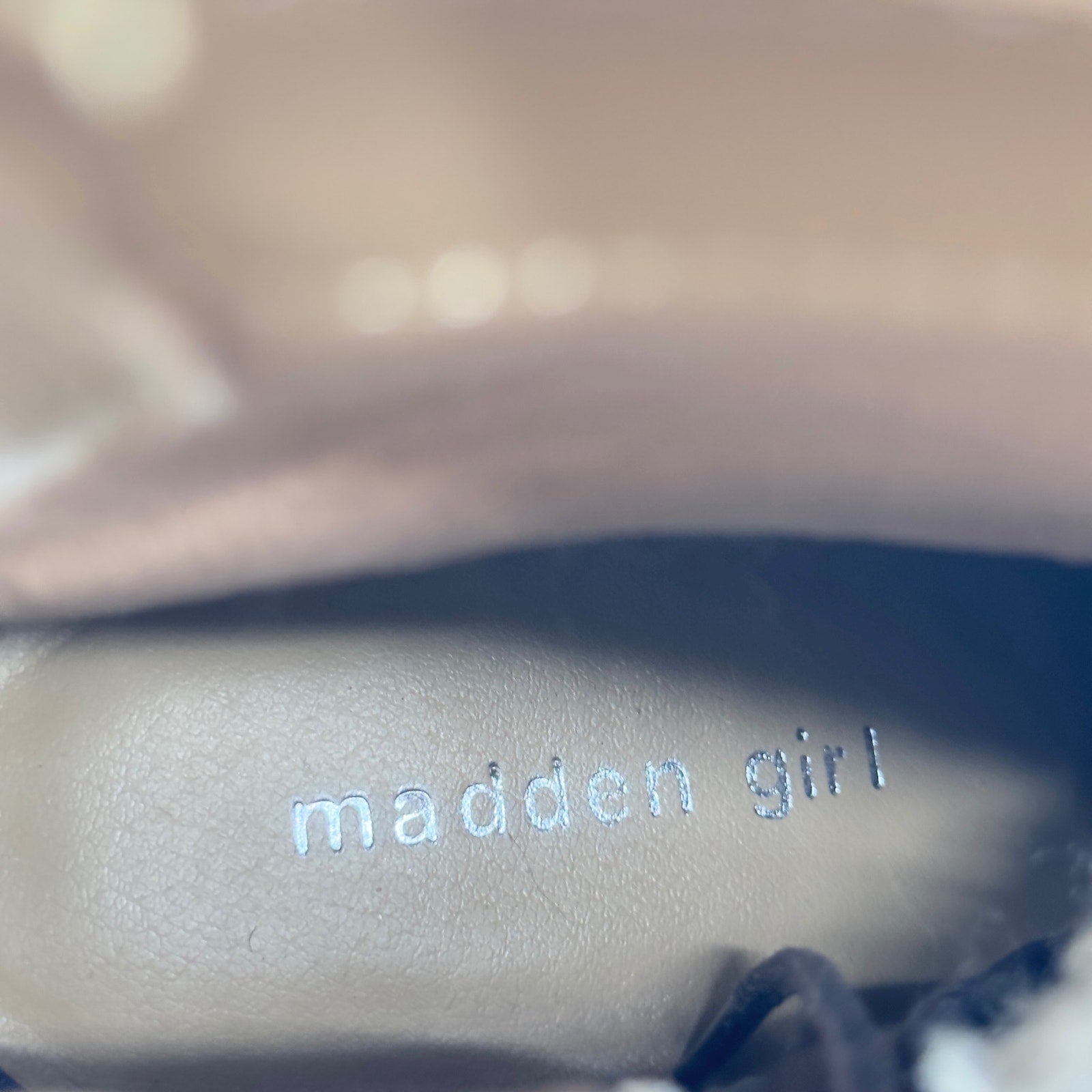 Madden Girl Womens Kikki Combat Boots Lace-Up Faux Fur Sand Fabric Size 9.5