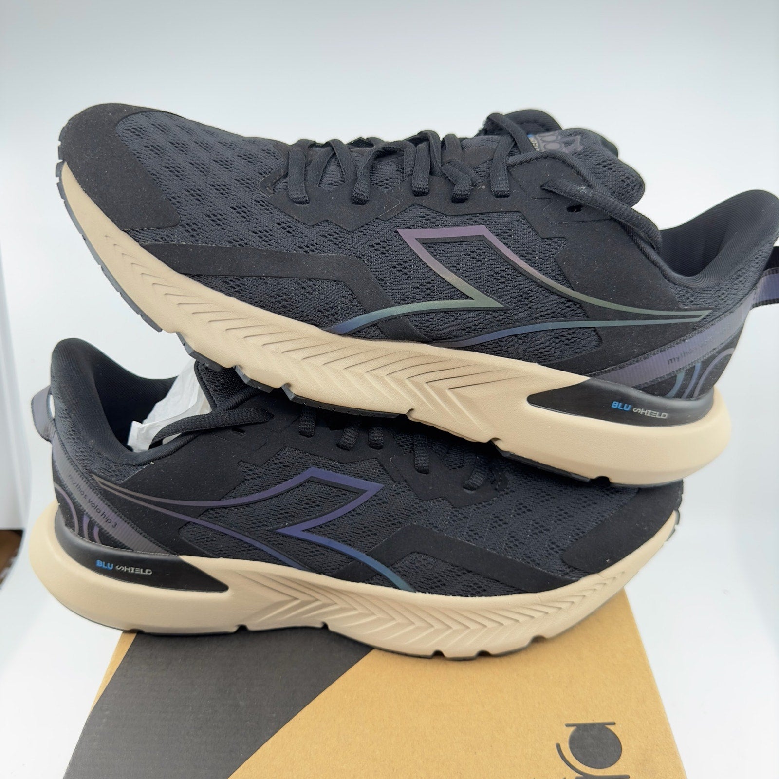 Diadora Mythos Blushield Volo Hip 3 Sneaker Shoes Black White Size 9.5