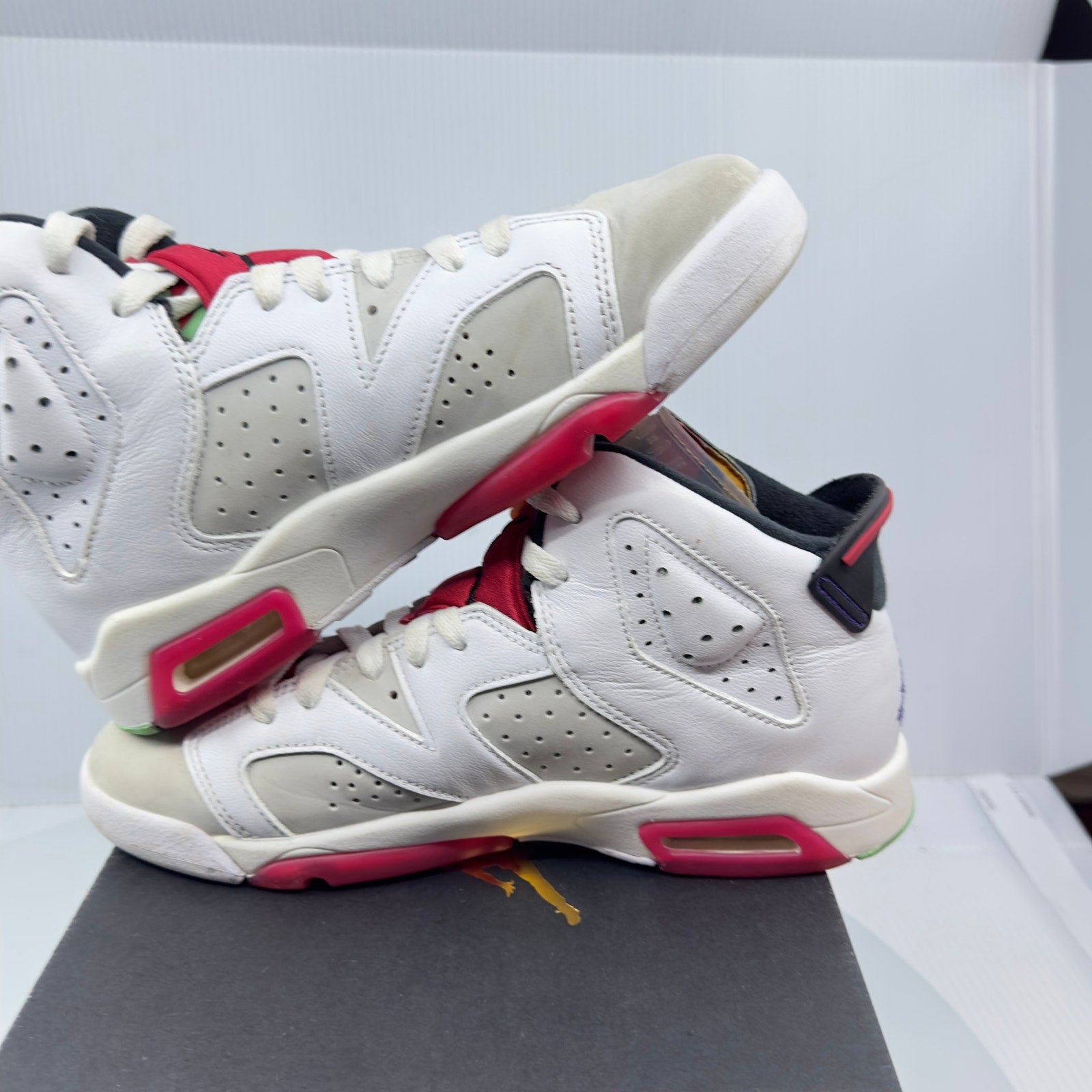 Nike Air Jordan 6 Retro ‘Hare’ Shoes  384665 062 White University Red Size 4.5Y